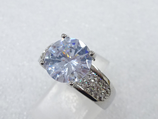 CRYSTAL FASHION RING / JP SIZE 17